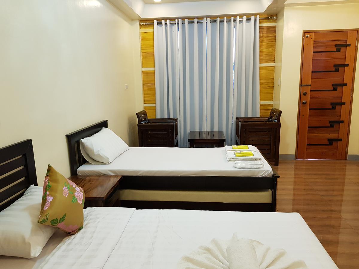 Eduardo'S Resort Calapan Esterno foto